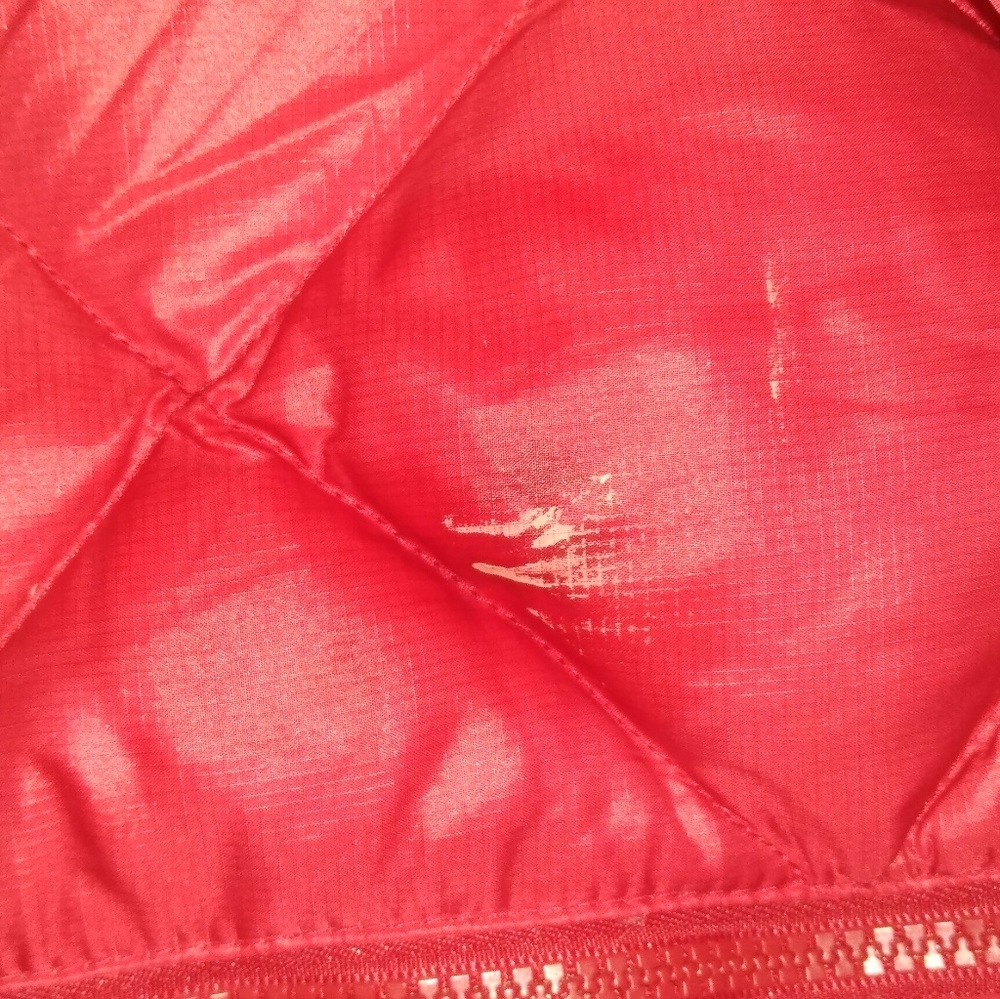 Red jacket - Picture 3 of 4